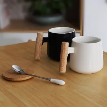  380ml Seramik kahve kapaklı kupa ve spoonSimple İskandinav ahşap saplı ofis çiftler için kupa, Seramik kupalar, kahve kupaları