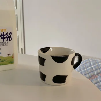  Beyaz İnek Seramik Kahve Fincanı Kahvaltı İçme Süt Çay Oturma Odası Kupa Çift Hediyeler Sevimli Yaratıcı kulplu fincan