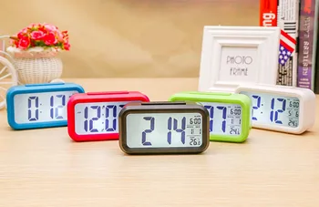  Dijital Çalar Saat Öğrenci Saat Büyük LCD Erteleme Elektronik Çocuklar Saat Işık Sensörü Nightlight Ofis Tablo Saat Görüntülemek 